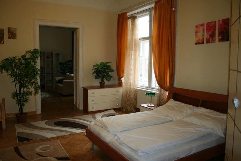 Хостел Walking Bed Budapest Downtown Экстерьер фото